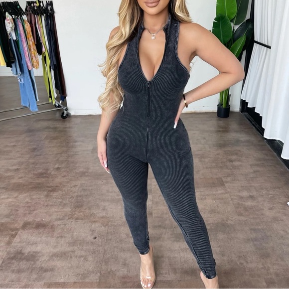 Ribbed Mineral Wash Cutout Jumpsuit • Size S - Picture 3 of 3